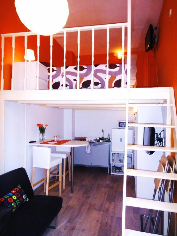 Orange Suite Studio Амстердам Номер фото